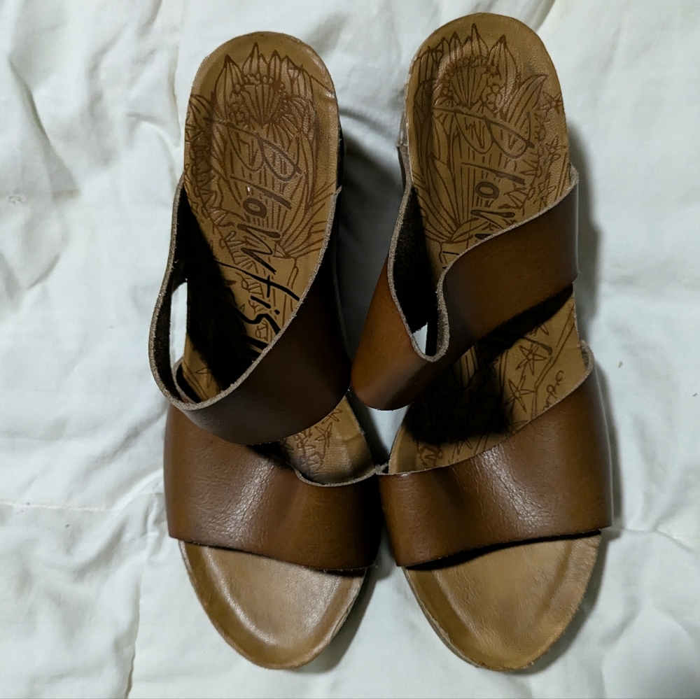 Blowfish Malibu Size 8 Brown Faux-Leather Women's Wedge Sandals